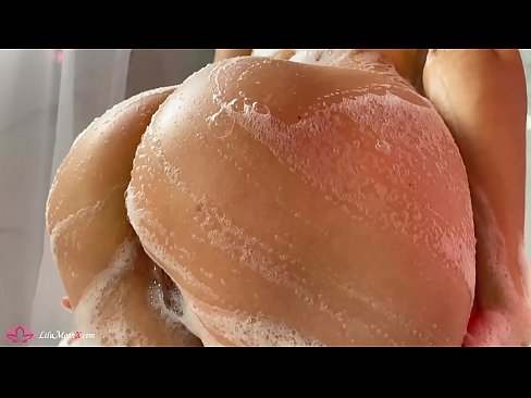 ❤️ Brineta masturbira macu vibratorom do intenzivnog orgazma pod tušem ️❌ Porno u pornografiji bs.porn-93.ru ❌️